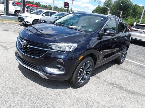 Used 2020 Buick Encore GX Select AWD/4WD image 3