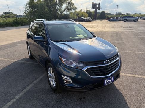 Used 2020 Chevrolet Equinox LT AWD/4WD image 16