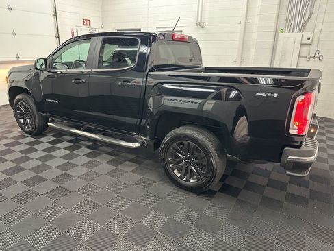 Used 2020 GMC Canyon SLE w/ Elevation Edition AWD/4WD image 6
