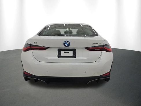 Used 2025 BMW i4 eDrive40 RWD image 12