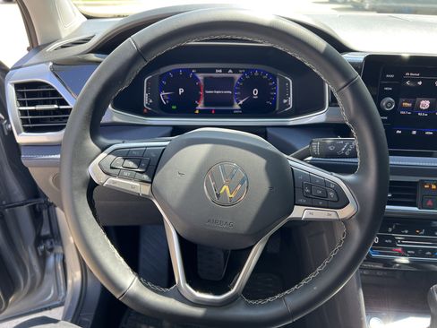 Certified 2025 Volkswagen Taos SEL image 17