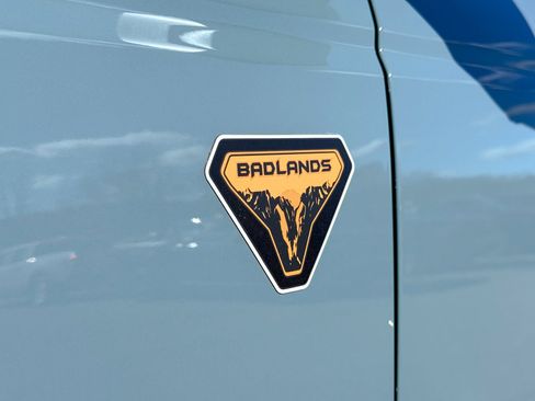 Certified 2022 Ford Bronco Badlands image 12