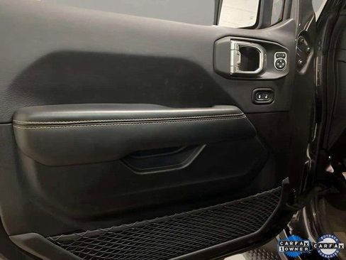 Used 2025 Jeep Wrangler Unlimited Sahara w/ Safety Group image 91