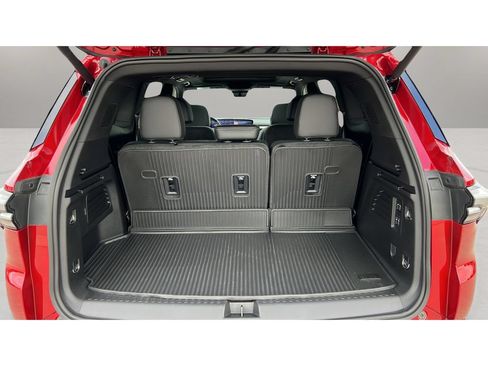 Used 2025 Buick Enclave Avenir w/ Super Cruise Package AWD/4WD image 30