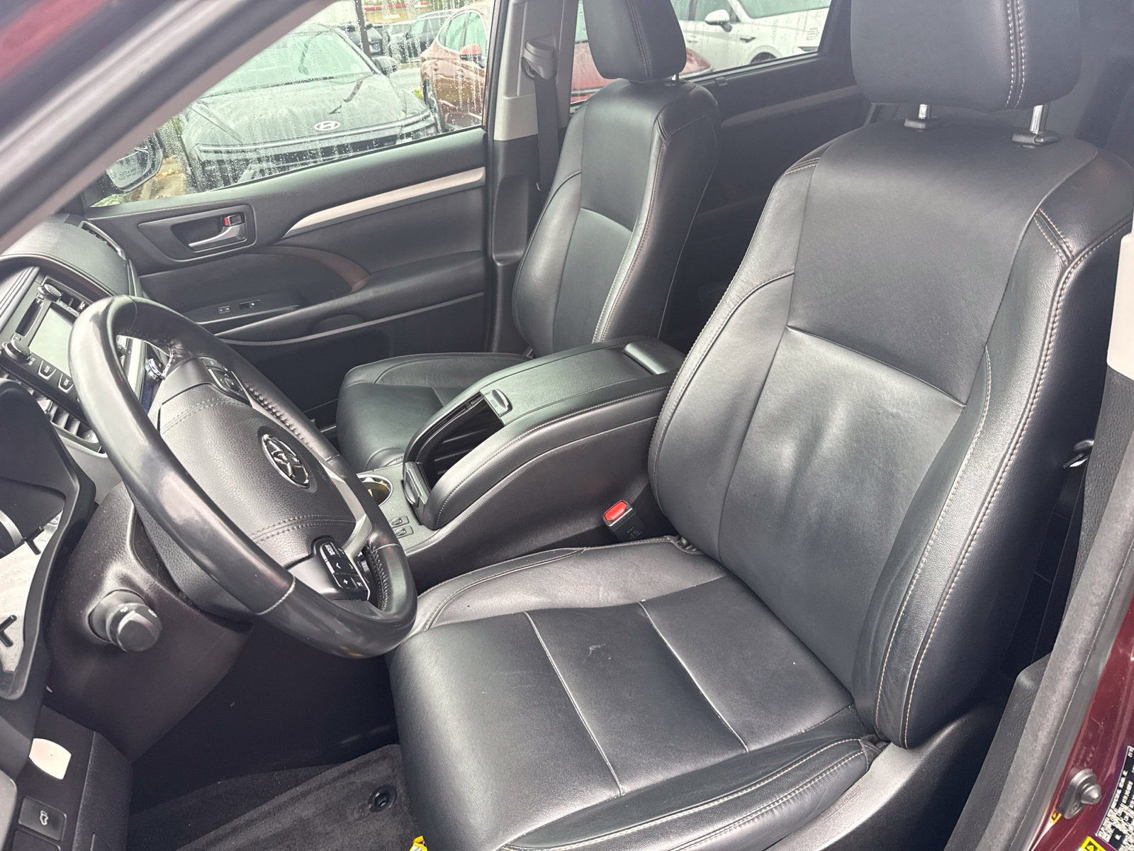 Used 2018 Toyota Highlander XLE FWD image 5