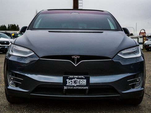 Used 2019 Tesla Model X 75D image 5
