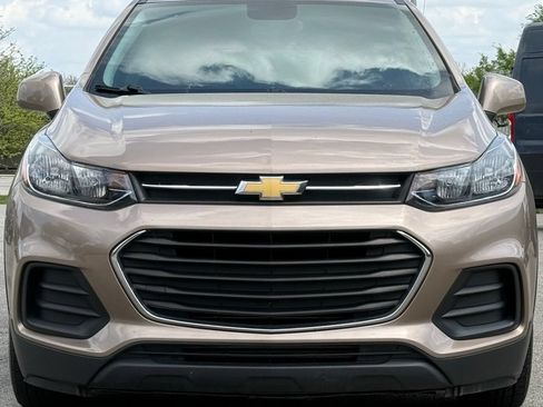 Used 2018 Chevrolet Trax LS FWD image 8