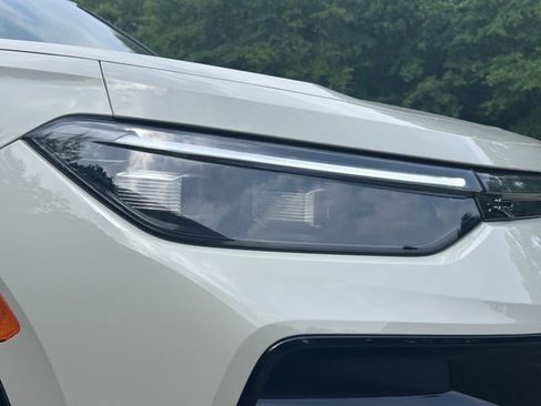 New 2026 Volkswagen Tiguan SE R-Line FWD image 3
