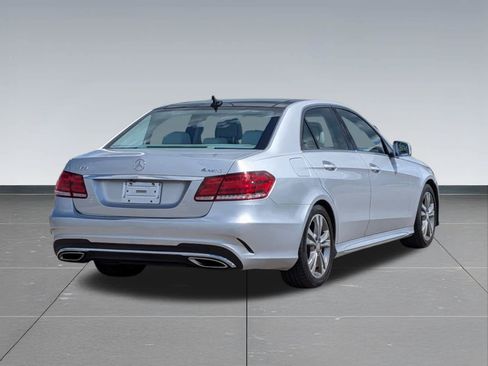 Used 2015 Mercedes-Benz E 350 4MATIC Sedan image 5
