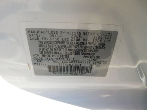 Used 2017 Nissan Versa SV image 16