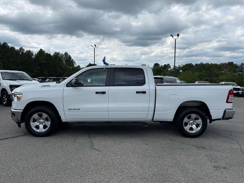 Used 2024 RAM 1500 Big Horn AWD/4WD image 2