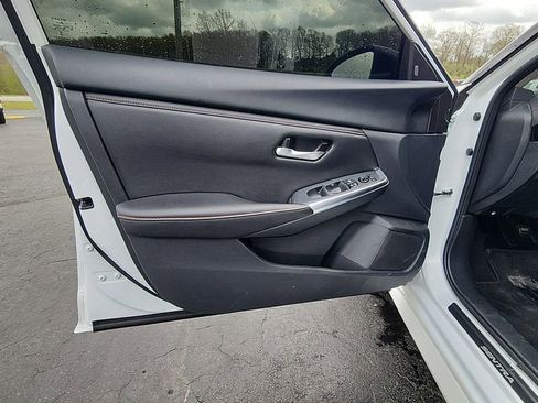 Used 2024 Nissan Sentra SR FWD image 24