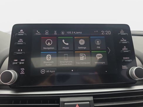Used 2018 Honda Accord Touring image 20