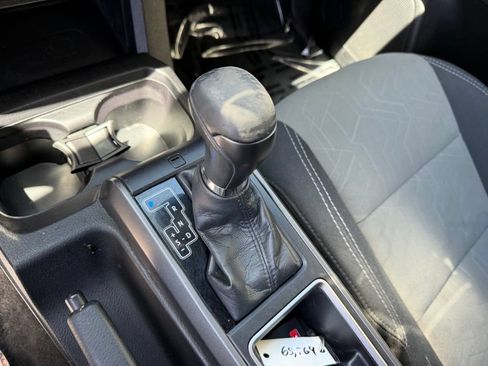 Used 2022 Toyota Tacoma TRD Sport w/ Technology Package AWD/4WD image 27