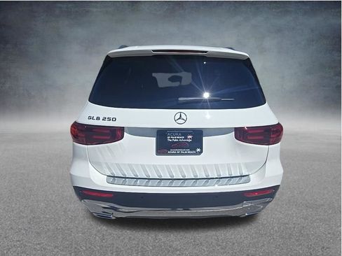 Used 2025 Mercedes-Benz GLB 250 GLB 250 image 6