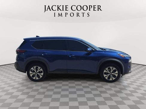 Used 2021 Nissan Rogue SV FWD image 4