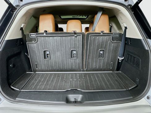 Used 2023 Nissan Pathfinder Platinum w/ Cargo Package image 28