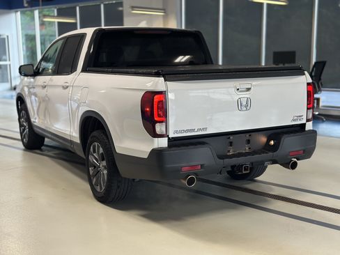 Used 2023 Honda Ridgeline Sport image 6