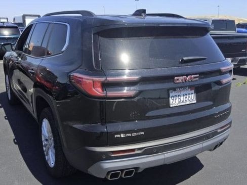 Used 2024 GMC Acadia Elevation FWD image 5