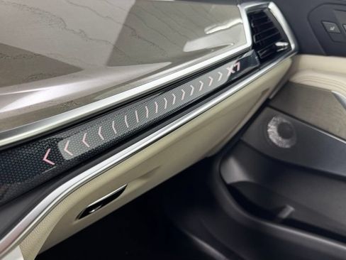 New 2026 BMW ALPINA XB7 AWD/4WD image 18