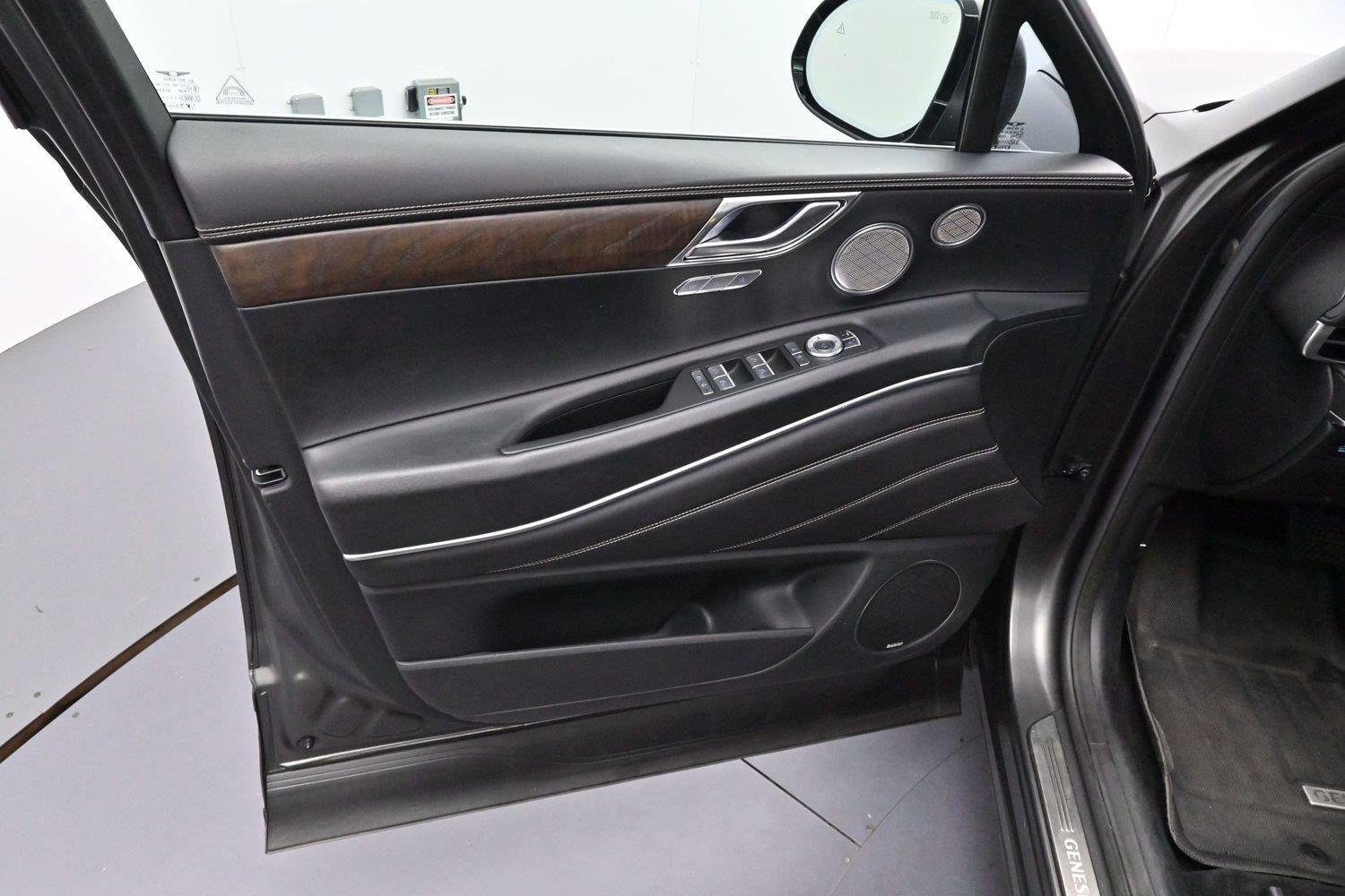 Used 2024 Genesis GV80 3.5T w/ Prestige Matte Package AWD/4WD image 9