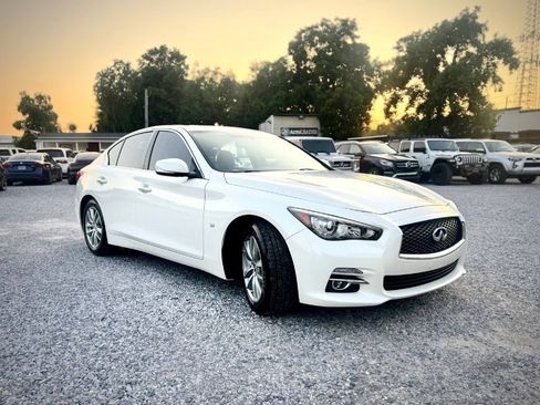 Used 2015 INFINITI Q50 Premium RWD image 5