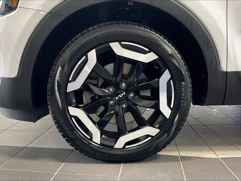 Used 2024 Kia Telluride S AWD/4WD image 7