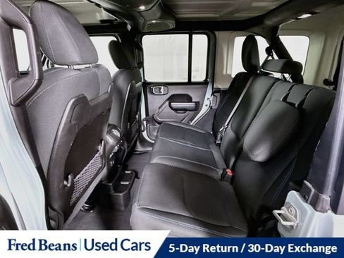 Used 2024 Jeep Wrangler Unlimited Rubicon 4xe AWD/4WD image 28