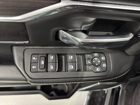 New 2025 RAM 2500 Laramie w/ Sport Appearance Package AWD/4WD image 25