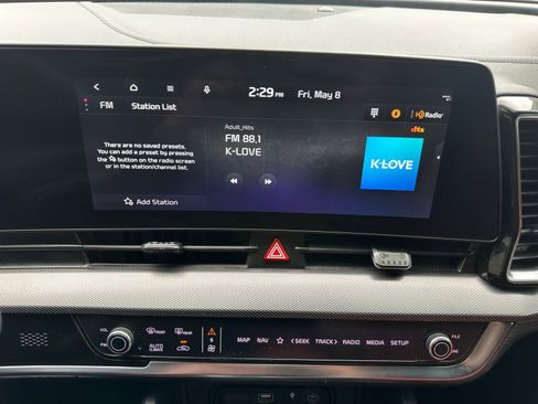 Used 2025 Kia Sportage SX FWD image 16