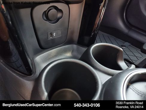 Used 2023 MINI Cooper S FWD image 29