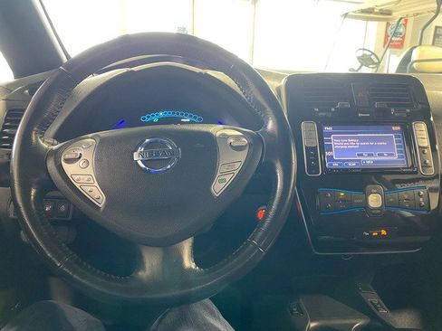 Used 2013 Nissan Leaf SV w/ LED & Quick Charge Pkg image 20