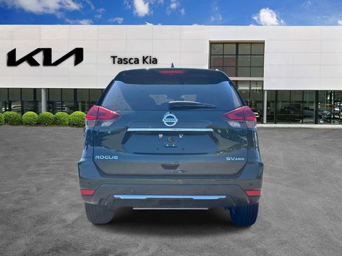 Used 2020 Nissan Rogue SV AWD/4WD image 5