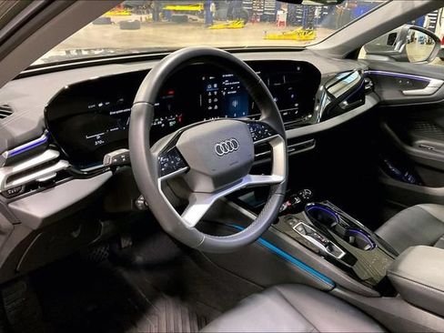 Used 2025 Audi A5 2.0T Premium w/ Convenience Package AWD/4WD image 14