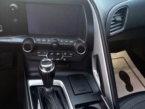 Used 2017 Chevrolet Corvette Stingray Coupe w/ 1LT image 6