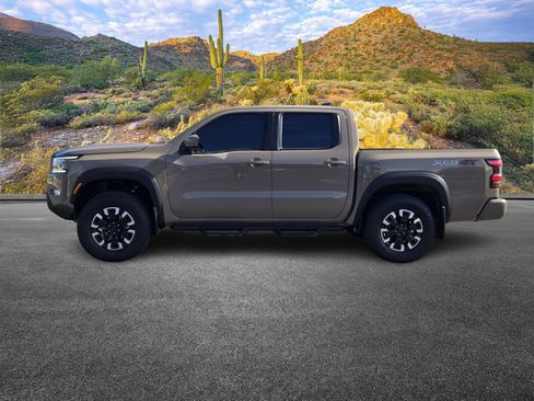 Used 2023 Nissan Frontier PRO-4X w/ Pro Convenience Package image 8