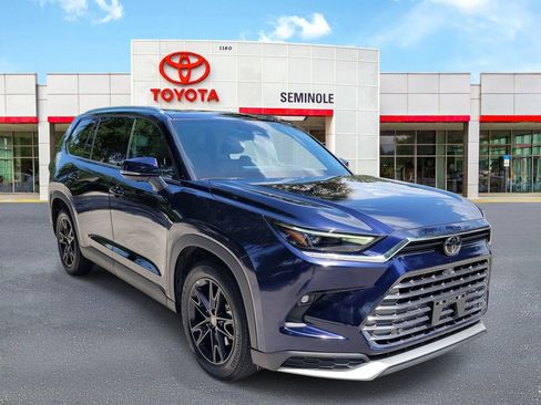 Used 2025 Toyota Grand Highlander AWD Hybrid image 2