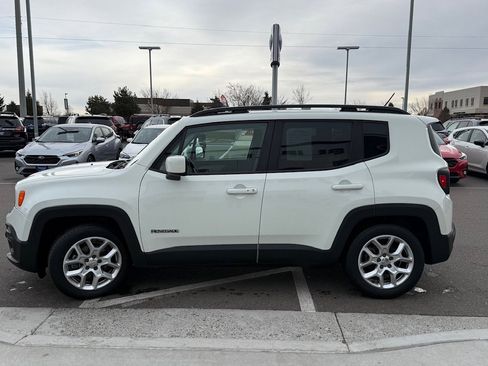 Used 2015 Jeep Renegade Latitude w/ Popular Equipment Group image 5