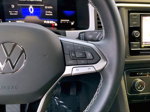 Used 2023 Volkswagen Atlas SE image 23