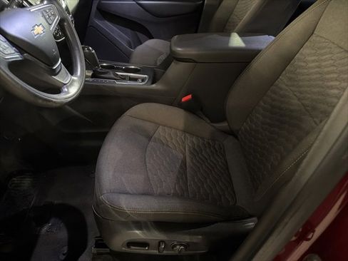 Used 2019 Chevrolet Equinox LT image 8