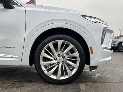 New 2026 Buick Envision Avenir image 14