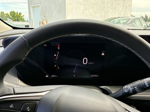 Used 2025 Buick Encore GX Preferred FWD image 39