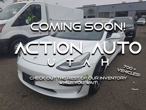 Used 2018 Tesla Model 3 Long Range image 1