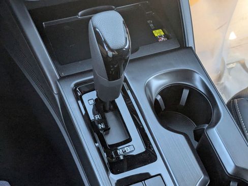 New 2026 Subaru Outback Limited image 7