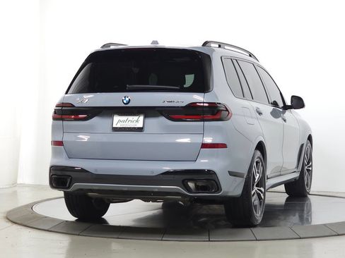 Used 2026 BMW X7 xDrive40i w/ M Sport Package AWD/4WD image 12