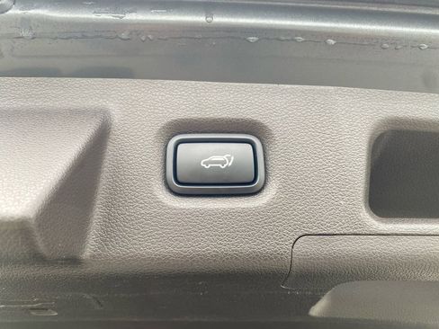 Used 2019 Hyundai Santa Fe FWD image 10