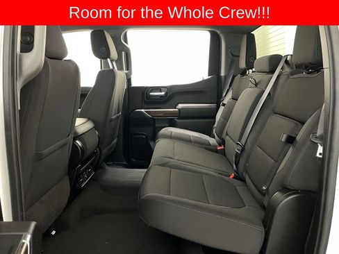 Certified 2022 Chevrolet Silverado 1500 RST w/ Redline Edition AWD/4WD image 10