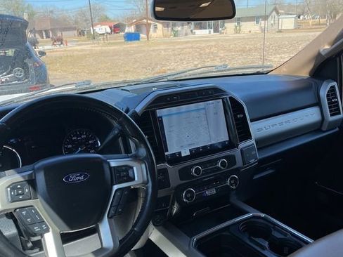 Used 2022 Ford F350 Lariat w/ Lariat Ultimate Package image 7