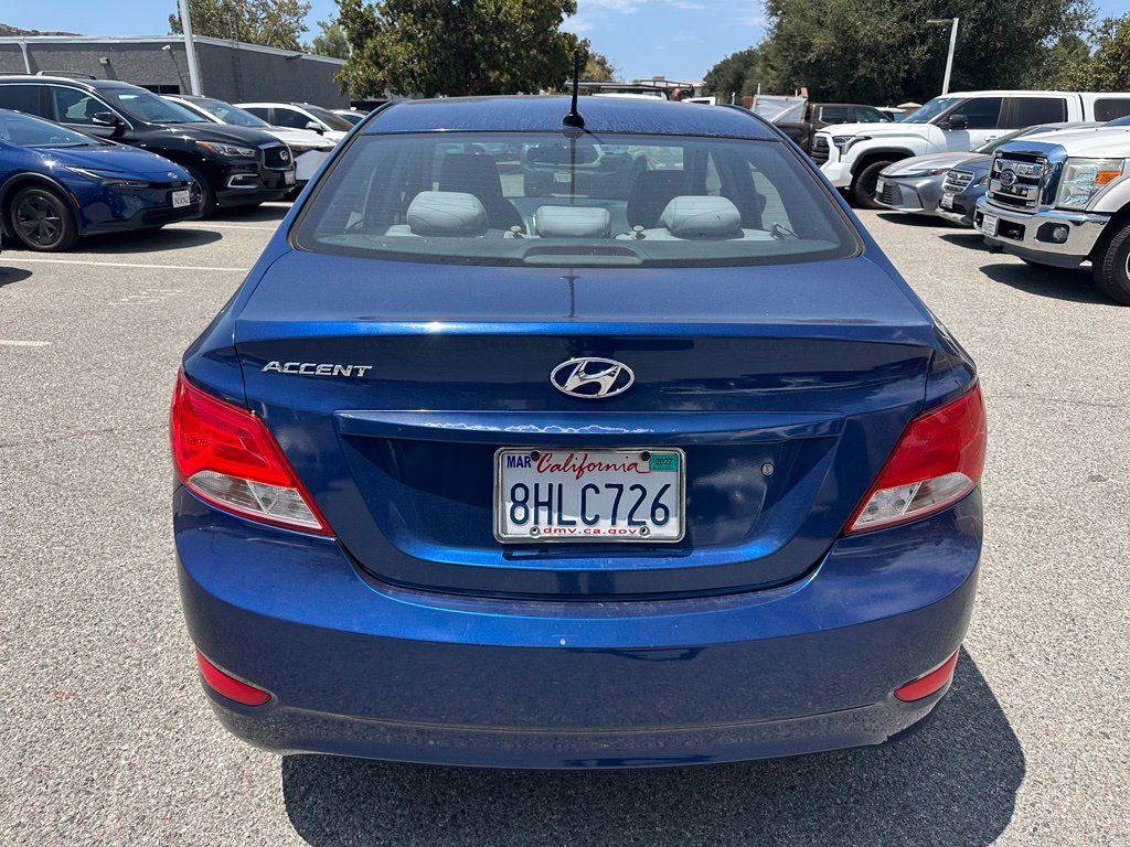 Used 2017 Hyundai Accent SE FWD image 3