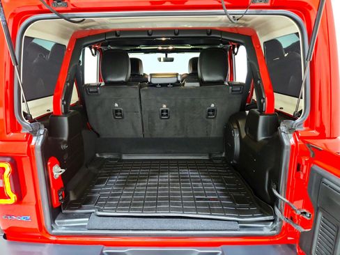 Used 2022 Jeep Wrangler Unlimited Rubicon 4xe image 39